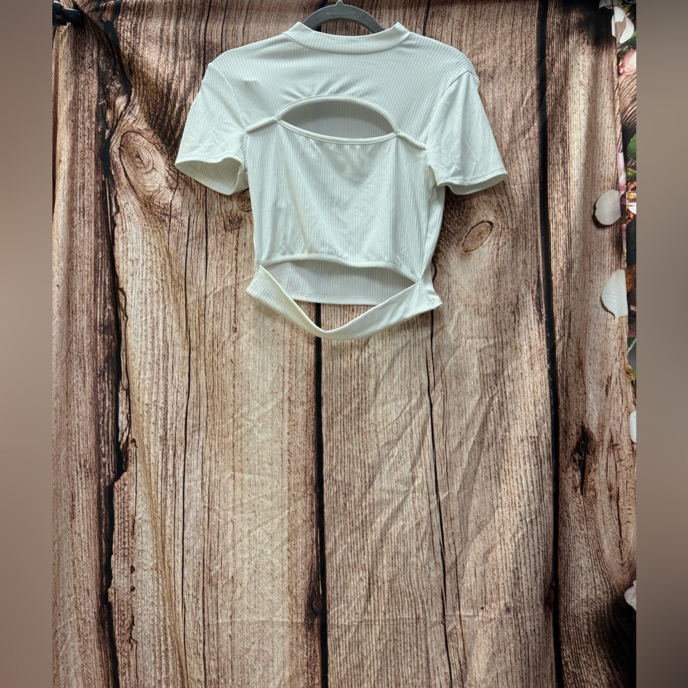 Raffi White Ribbed Cut-Out Blouse